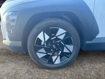 Photo 13 Hyundai Kona  Hybrid 129