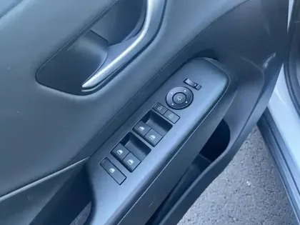 Photo 19 Hyundai Kona  Hybrid 129