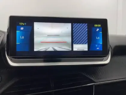 Photo 24 Peugeot 208  Electrique 50 kWh 136ch