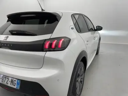Photo 29 Peugeot 208  Electrique 50 kWh 136ch