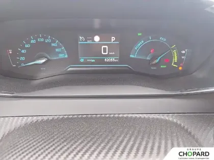 Photo 18 Peugeot 2008  Electrique 136 ch