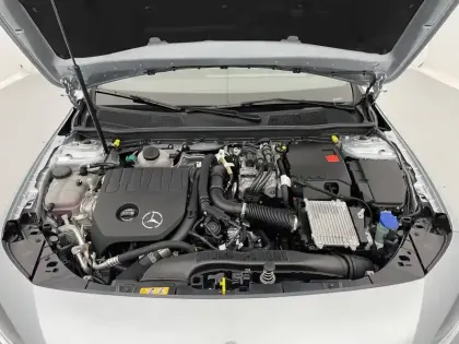 Photo 19 Mercedes Classe A  250 e Hybrid EQ 8G-DCT