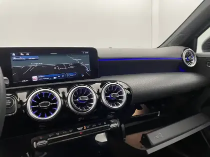 Photo 25 Mercedes Classe A  250 e Hybrid EQ 8G-DCT