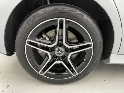 Photo 18 Mercedes Classe A  250 e Hybrid EQ 8G-DCT