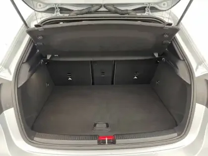 Photo 13 Mercedes Classe A  250 e Hybrid EQ 8G-DCT