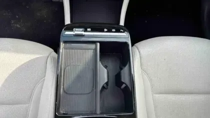 Photo 20 Hyundai Tucson  1.6 T-GDI 215 Hybrid BVA6