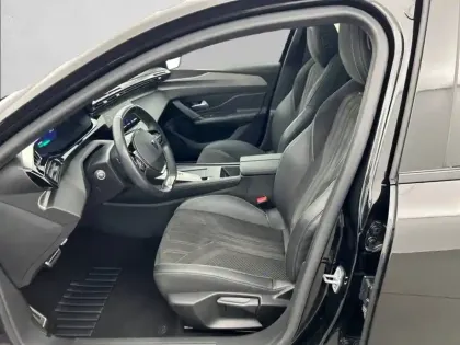 Photo 39 Peugeot 308  PHEV 180 e-EAT8