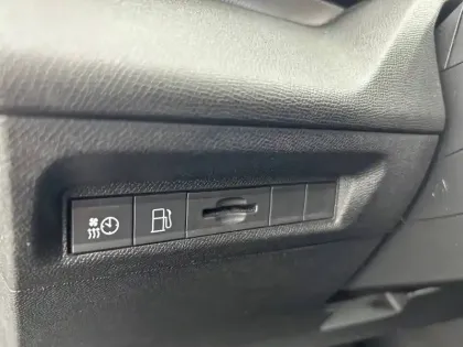 Photo 50 Peugeot 308  PHEV 180 e-EAT8