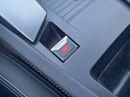 Photo 14 Peugeot 308  PHEV 180 e-EAT8