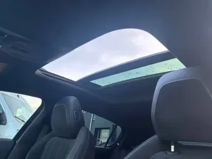 Photo 23 Peugeot 308  PHEV 180 e-EAT8