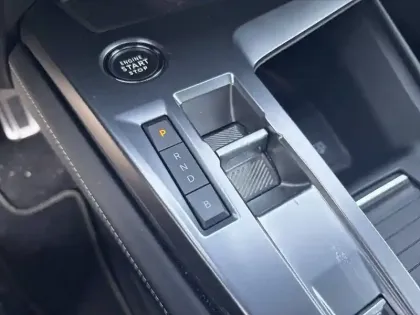 Photo 13 Peugeot 308  PHEV 180 e-EAT8