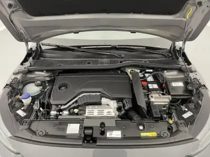 Photo 20 Peugeot 208  Hybrid 110 e-DCS6