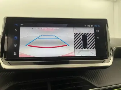 Photo 25 Peugeot 208  Hybrid 110 e-DCS6