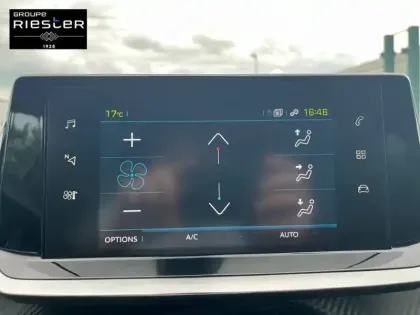Photo 21 Peugeot 208  Electrique 50 kWh 136ch