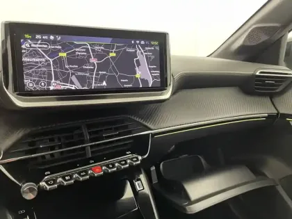 Photo 27 Peugeot 208  PureTech 100 S&S BVM6