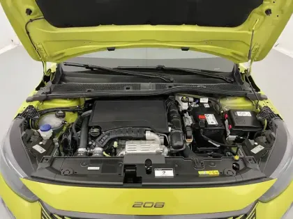 Photo 20 Peugeot 208  PureTech 100 S&S BVM6