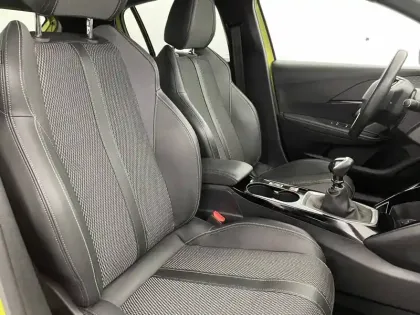 Photo 26 Peugeot 208  PureTech 100 S&S BVM6