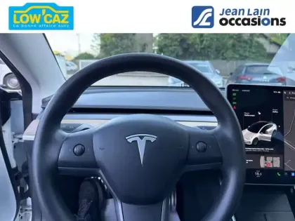 Photo 11 Tesla Model 3  Standard Range Plus RWD