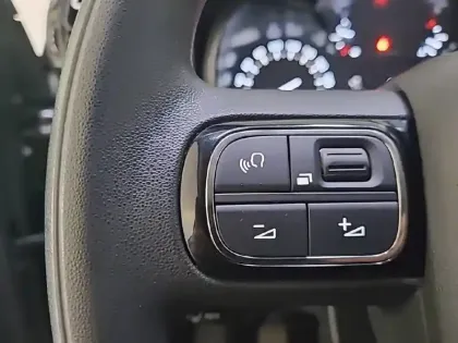 Photo 44 Citroën C3 Aircross  PureTech 110 S&S BVM6