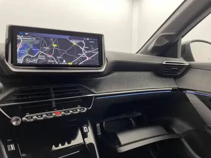 Photo 27 Peugeot 208  Hybrid 110 e-DCS6