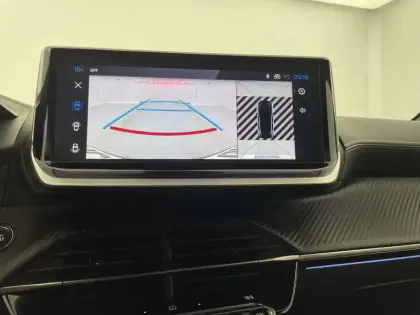 Photo 25 Peugeot 208  Hybrid 110 e-DCS6