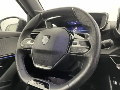 Photo 28 Peugeot 208  Hybrid 110 e-DCS6