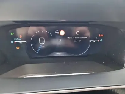 Photo 9 Peugeot 2008  Hybrid 145 e-DCS6