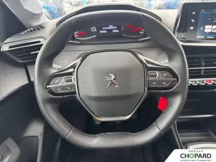 Photo 16 Peugeot 208  PureTech 75 S&S BVM5