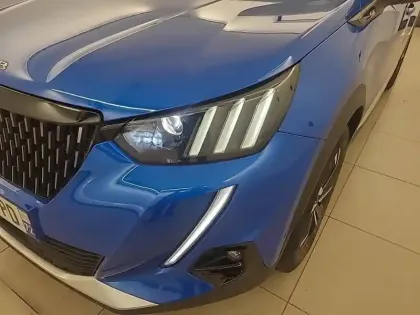 Photo 15 Peugeot 2008  PureTech 130 S&S EAT8