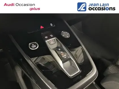 Photo 12 Audi Q4  e-tron 40 204 ch 82 kWh