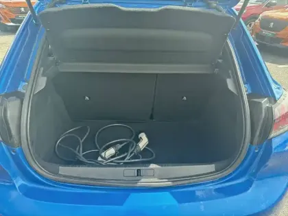 Photo 5 Peugeot 208  Electrique 50 kWh 136ch