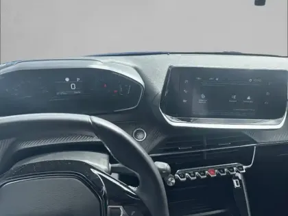 Photo 7 Peugeot 208  Electrique 50 kWh 136ch