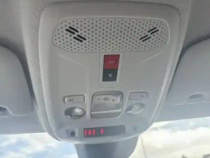 Photo 18 Peugeot 208  Electrique 50 kWh 136ch