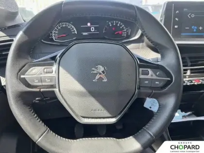 Photo 12 Peugeot 208  PureTech 100 S&S BVM6