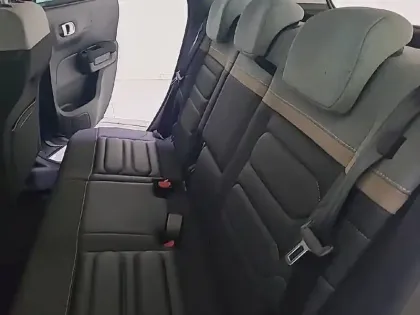 Photo 11 Citroën C3 Aircross  BlueHDi 120 S&S EAT6