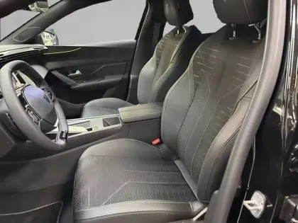 Photo 10 Peugeot 408  Hybrid 145 e-DCS6