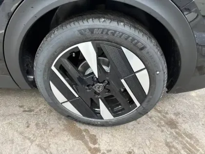 Photo 12 Peugeot 408  Hybrid 145 e-DCS6