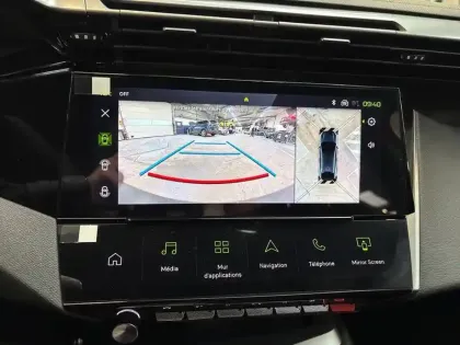 Photo 18 Peugeot 408  Hybrid 145 e-DCS6