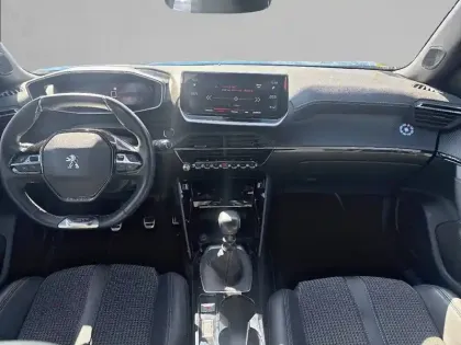 Photo 7 Peugeot 2008  PureTech 130 S&S BVM6