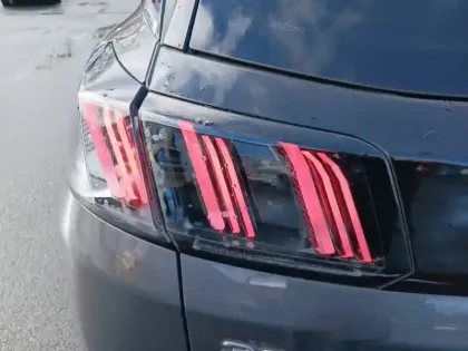 Photo 16 Peugeot 3008  BlueHDi 130ch S&S EAT8