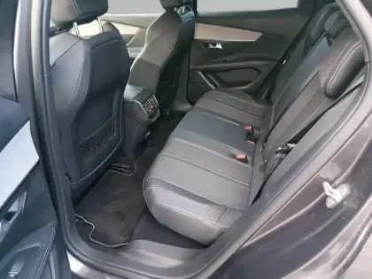 Photo 11 Peugeot 3008  BlueHDi 130ch S&S EAT8