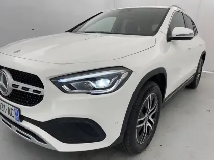 Photo 30 Mercedes GLA  250 e 8G-DCT