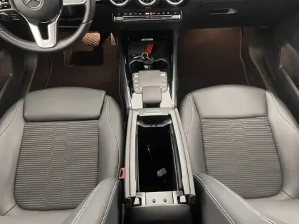 Photo 28 Mercedes GLA  250 e 8G-DCT