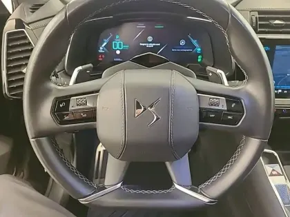 Photo 8 DS DS 7 DS7 Crossback Hybride E-Tense 225 EAT8