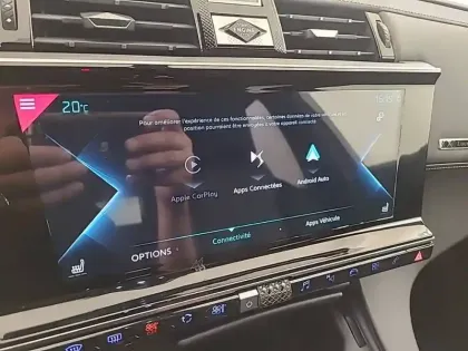 Photo 18 DS DS 7 DS7 Crossback Hybride E-Tense 225 EAT8