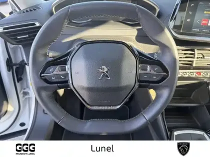 Photo 12 Peugeot 2008  PureTech 100 S&S BVM6