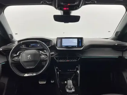 Photo 29 Peugeot 2008  PureTech 130 S&S EAT8