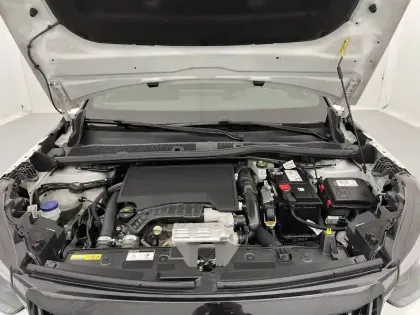 Photo 20 Peugeot 2008  PureTech 130 S&S EAT8