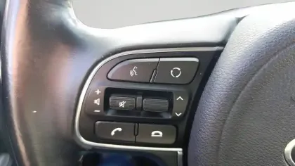 Photo 17 Kia Niro  1.6 GDi Hybride 141 ch DCT6