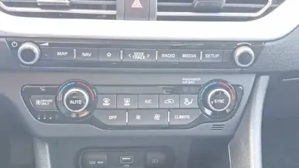 Photo 19 Kia Niro  1.6 GDi Hybride 141 ch DCT6